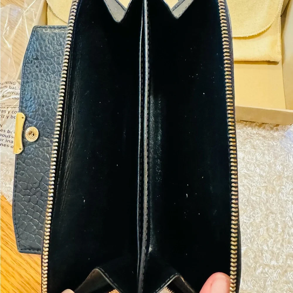 Burberry Original Authentic Wallet Pre-Loved - Picture 3 of 14